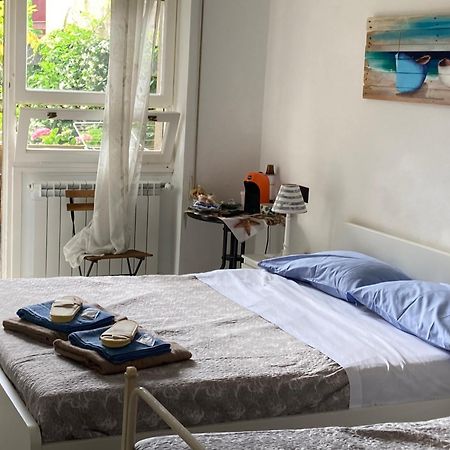 Guest House Berzefi Bergeggi Ngoại thất bức ảnh
